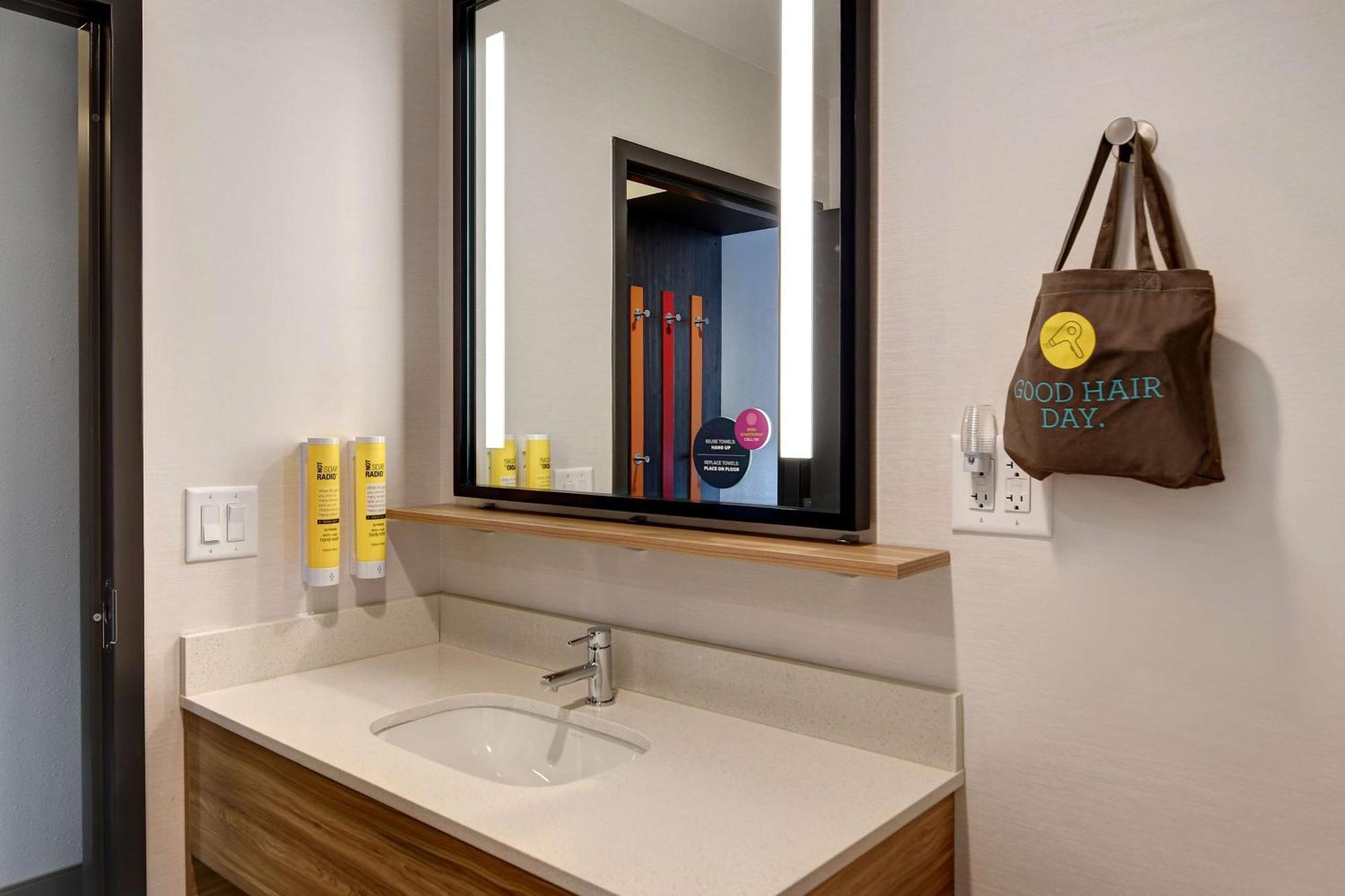 Tru By Hilton Columbia Greystone Hotel Ngoại thất bức ảnh
